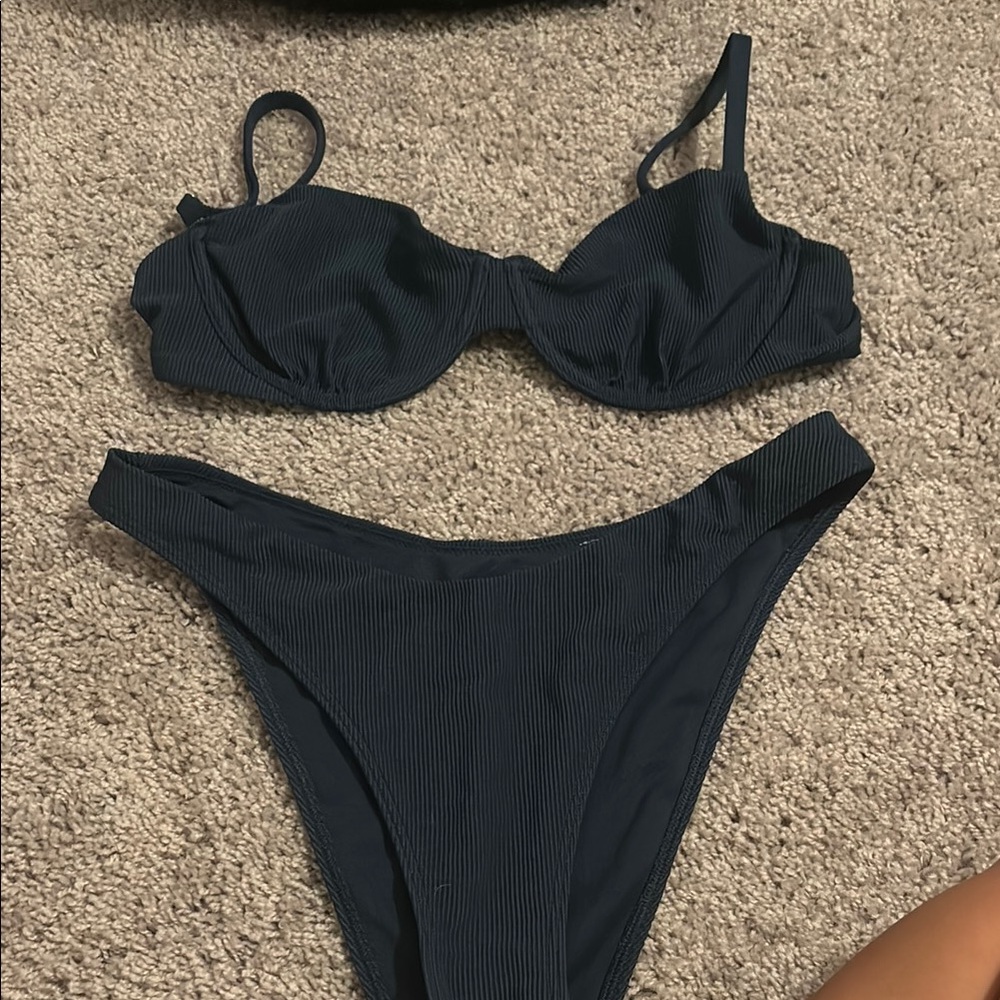 DARK BLUE ABERCROMBIE BIKINI TOP AND MATCHING BOTTOM